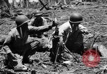 Standbild 158 Infanterie Bataillon 2 Arawe New Britain Papua-Neuguinea, 1943, aus Sekunde 13 historischem Filmmaterial Videoclip 65675071779