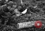 Standbild 158 Infanterie Bataillon 2 Arawe New Britain Papua-Neuguinea, 1943, aus Sekunde 58 historischem Filmmaterial Videoclip 65675071780