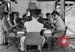 Standbild Kommunikation Guadalcanal Salomonen, 1943, aus Sekunde 28 historischem Filmmaterial Videoclip 65675071781