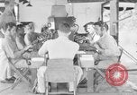 Standbild Kommunikation Guadalcanal Salomonen, 1943, aus Sekunde 31 historischem Filmmaterial Videoclip 65675071781