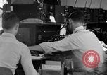 Standbild Kommunikation Guadalcanal Salomonen, 1943, aus Sekunde 62 historischem Filmmaterial Videoclip 65675071781
