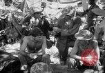 Standbild Kommunikation Peleliu Palau Inseln, 1945, aus Sekunde 30 historischem Filmmaterial Videoclip 65675071784
