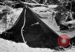 Standbild Kommunikation Peleliu Palau Inseln, 1945, aus Sekunde 59 historischem Filmmaterial Videoclip 65675071784