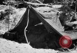 Standbild Kommunikation Peleliu Palau Inseln, 1945, aus Sekunde 60 historischem Filmmaterial Videoclip 65675071784