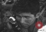 Standbild Kommunikation Peleliu Palau Inseln, 1945, aus Sekunde 12 historischem Filmmaterial Videoclip 65675071785