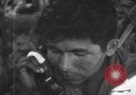 Standbild Kommunikation Peleliu Palau Inseln, 1945, aus Sekunde 15 historischem Filmmaterial Videoclip 65675071785