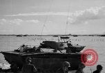 Standbild Kommunikation Peleliu Palau Inseln, 1945, aus Sekunde 23 historischem Filmmaterial Videoclip 65675071785