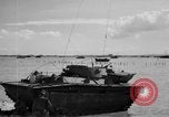 Standbild Kommunikation Peleliu Palau Inseln, 1945, aus Sekunde 26 historischem Filmmaterial Videoclip 65675071785