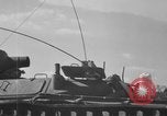 Standbild Kommunikation Peleliu Palau Inseln, 1945, aus Sekunde 34 historischem Filmmaterial Videoclip 65675071785