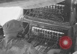 Standbild Kommunikation Peleliu Palau Inseln, 1945, aus Sekunde 57 historischem Filmmaterial Videoclip 65675071785