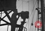 Standbild Marine Corps Kommunikation Peleliu Palau Inseln, 1945, aus Sekunde 23 historischem Filmmaterial Videoclip 65675071787