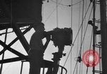Standbild Marine Corps Kommunikation Peleliu Palau Inseln, 1945, aus Sekunde 25 historischem Filmmaterial Videoclip 65675071787
