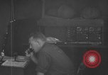 Standbild Marine Corps Kommunikation Peleliu Palau Inseln, 1945, aus Sekunde 32 historischem Filmmaterial Videoclip 65675071787