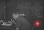Standbild Marine Corps Kommunikation Peleliu Palau Inseln, 1945, aus Sekunde 37 historischem Filmmaterial Videoclip 65675071787