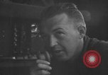 Standbild Marine Corps Kommunikation Peleliu Palau Inseln, 1945, aus Sekunde 47 historischem Filmmaterial Videoclip 65675071787