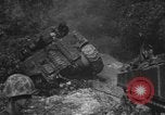 Standbild Kommunikation Peleliu Palau Inseln, 1945, aus Sekunde 40 historischem Filmmaterial Videoclip 65675071788