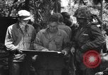 Standbild Kommunikation Peleliu Palau Inseln, 1945, aus Sekunde 40 historischem Filmmaterial Videoclip 65675071789