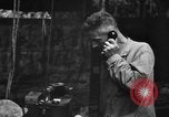 Standbild Kommunikation Peleliu Palau Inseln, 1945, aus Sekunde 58 historischem Filmmaterial Videoclip 65675071789