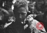 Standbild Kommunikation Peleliu Palau Inseln, 1945, aus Sekunde 61 historischem Filmmaterial Videoclip 65675071789