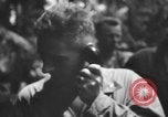 Standbild Kommunikation Peleliu Palau Inseln, 1945, aus Sekunde 62 historischem Filmmaterial Videoclip 65675071789