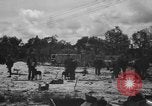Standbild Kommunikation Peleliu Palau Inseln, 1945, aus Sekunde 25 historischem Filmmaterial Videoclip 65675071790