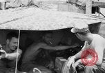 Standbild Kommunikation Peleliu Palau Inseln, 1945, aus Sekunde 43 historischem Filmmaterial Videoclip 65675071790