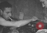 Standbild Kommunikation Peleliu Palau Inseln, 1945, aus Sekunde 47 historischem Filmmaterial Videoclip 65675071790