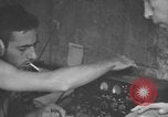Standbild Kommunikation Peleliu Palau Inseln, 1945, aus Sekunde 51 historischem Filmmaterial Videoclip 65675071790