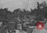 Standbild Kommunikation Peleliu Palau Inseln, 1945, aus Sekunde 52 historischem Filmmaterial Videoclip 65675071790