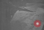 Standbild Kommunikation Peleliu Palau Inseln, 1945, aus Sekunde 33 historischem Filmmaterial Videoclip 65675071791