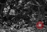 Standbild Kommunikation Peleliu Palau Inseln, 1945, aus Sekunde 7 historischem Filmmaterial Videoclip 65675071792