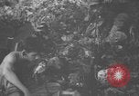 Standbild Kommunikation Peleliu Palau Inseln, 1945, aus Sekunde 36 historischem Filmmaterial Videoclip 65675071792