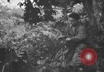 Standbild Kommunikation Peleliu Palau Inseln, 1945, aus Sekunde 43 historischem Filmmaterial Videoclip 65675071792