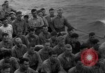 Standbild Beerdigung Pazifik, 1944, aus Sekunde 23 historischem Filmmaterial Videoclip 65675071809