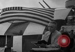 Standbild Beerdigung Pazifik, 1944, aus Sekunde 35 historischem Filmmaterial Videoclip 65675071809