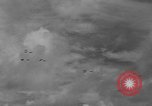 Image attaque aérienne japonaise Océan Pacifique, 1944, de la seconde 46 séquences d'archives historiques vidéo 65675071810