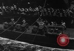 Standbild Transfer von Verwundeten Pazifik, 1944, aus Sekunde 9 historischem Filmmaterial Videoclip 65675071811
