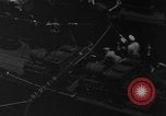 Standbild Transfer von Verwundeten Pazifik, 1944, aus Sekunde 23 historischem Filmmaterial Videoclip 65675071811