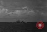 Standbild Transfer von Verwundeten Pazifik, 1944, aus Sekunde 25 historischem Filmmaterial Videoclip 65675071811