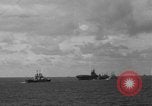 Standbild Transfer von Verwundeten Pazifik, 1944, aus Sekunde 43 historischem Filmmaterial Videoclip 65675071811