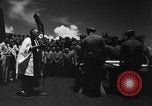 Standbild Bestattung Pazifik, 1944, aus Sekunde 12 historischem Filmmaterial Videoclip 65675071812