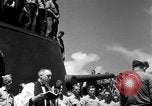 Standbild Bestattung Pazifik, 1944, aus Sekunde 17 historischem Filmmaterial Videoclip 65675071812
