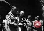 Standbild Bestattung Pazifik, 1944, aus Sekunde 20 historischem Filmmaterial Videoclip 65675071812