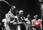 Standbild Bestattung Pazifik, 1944, aus Sekunde 21 historischem Filmmaterial Videoclip 65675071812