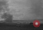 Standbild Bombardierung Insel Tinian Marianen, 1944, aus Sekunde 9 historischem Filmmaterial Videoclip 65675071813
