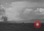 Standbild Bombardierung Insel Tinian Marianen, 1944, aus Sekunde 15 historischem Filmmaterial Videoclip 65675071813