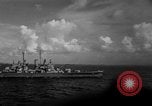 Standbild Bombardierung Insel Tinian Marianen, 1944, aus Sekunde 35 historischem Filmmaterial Videoclip 65675071813