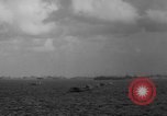 Standbild Bombardierung Insel Tinian Marianen, 1944, aus Sekunde 40 historischem Filmmaterial Videoclip 65675071813
