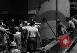 Standbild Bombardierung Insel Tinian Marianen, 1944, aus Sekunde 51 historischem Filmmaterial Videoclip 65675071813