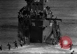 Standbild Britische Soldaten in Battle Gear europäische Theater, 1944, aus Sekunde 47 historischem Filmmaterial Videoclip 65675071827